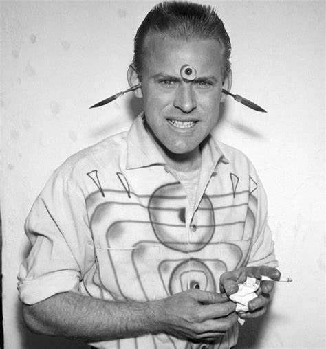 Von Dutch Kustom Kulture | freehand pinstriping legend