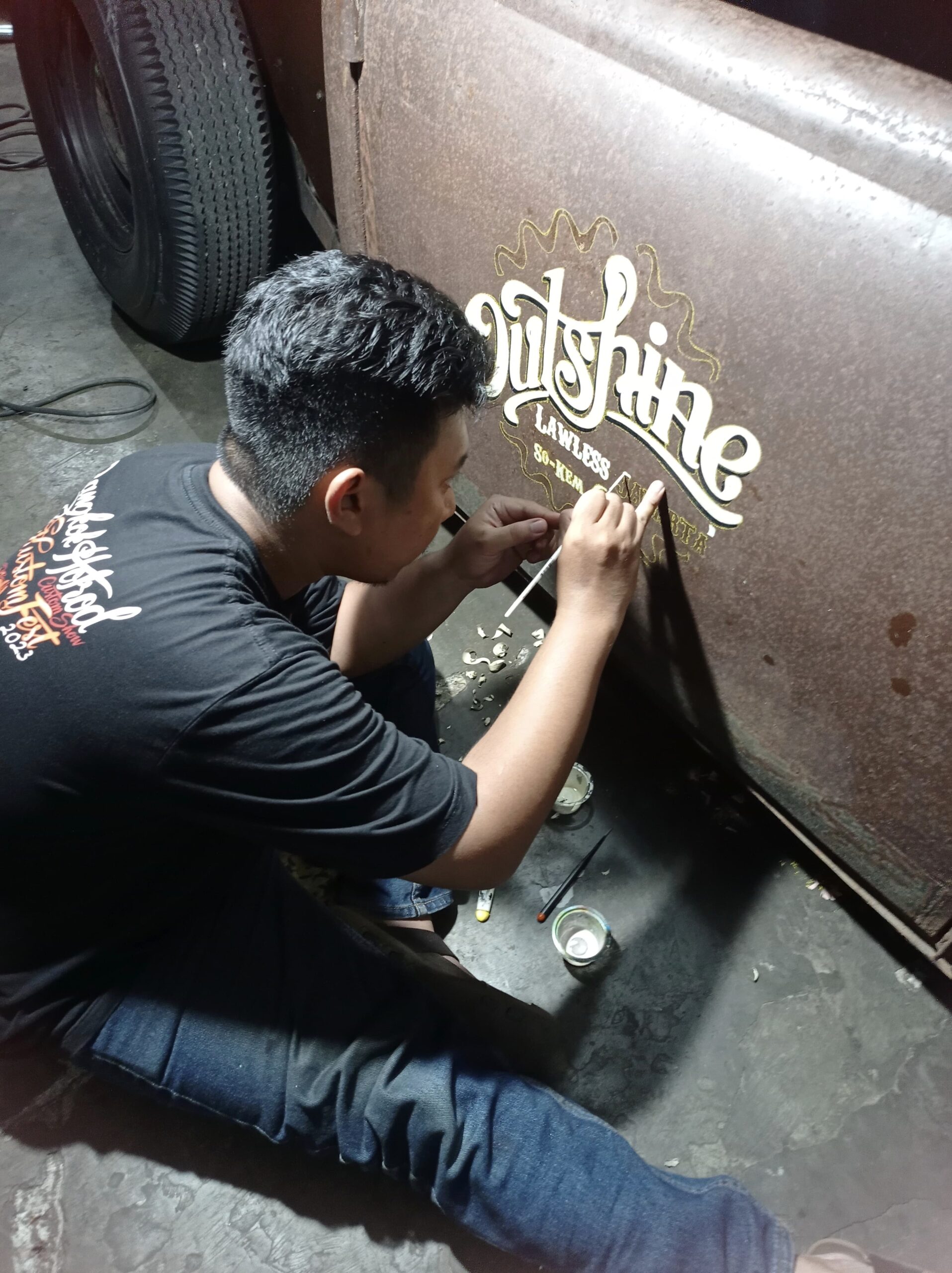 Agung Castavo pinstriping work